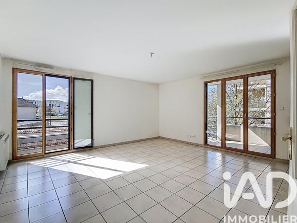 Appartement à vendre 4 pièces 89 m² Sathonay-Camp