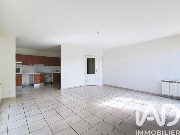 Appartement à vendre 4 pièces 89 m² Sathonay-Camp