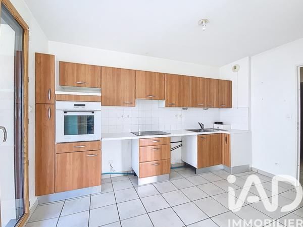 Appartement à vendre 4 pièces 89 m² Sathonay-Camp