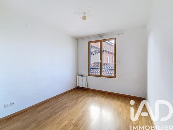 Appartement à vendre 4 pièces 89 m² Sathonay-Camp