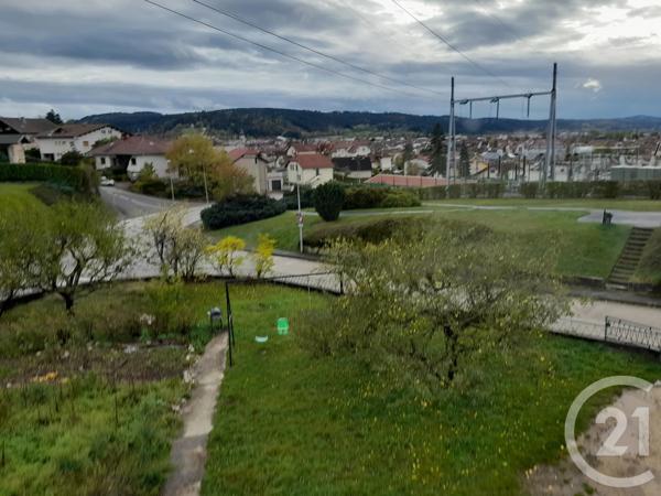 Appartement à vendre  5 pièces - 85,83 m 2   PONTARLIER  - 25