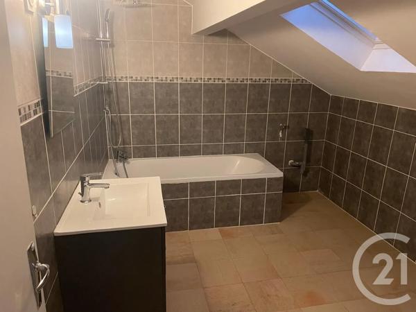 Appartement à vendre  5 pièces - 85,83 m 2   PONTARLIER  - 25