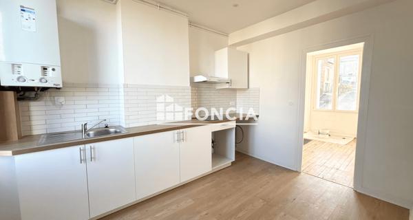 Location Appartement 2 pièces 45 m² - Saint-étienne 42000