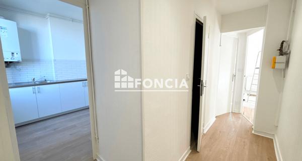 Location Appartement 2 pièces 45 m² - Saint-étienne 42000