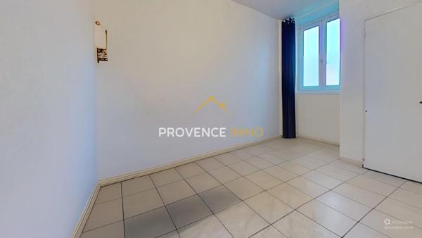 Marseille (13015) T4 lumineux avec loggia et parking – Résidence Val Pins, Marseille