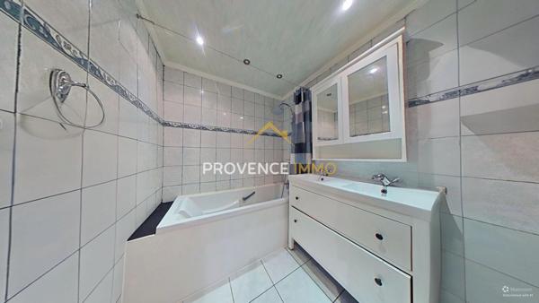 Marseille (13015) T4 lumineux avec loggia et parking – Résidence Val Pins, Marseille