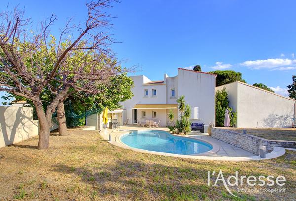 Maison FURIANI 7 pièces 207 m2 avec piscine .