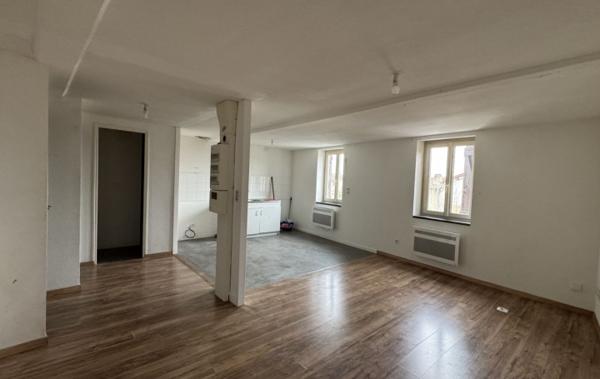 Vente Immeuble En centre-ville Maringues   