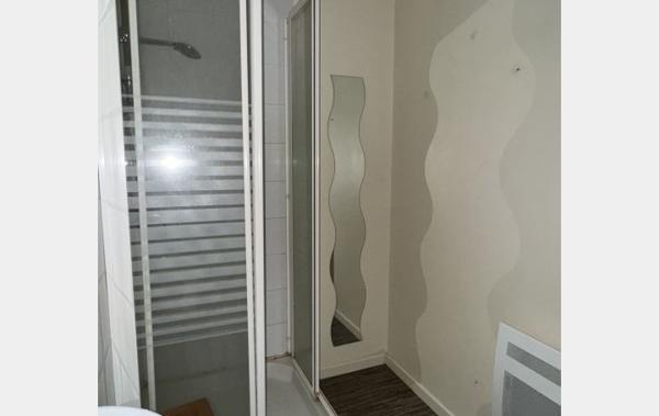 Vente Immeuble En centre-ville Maringues   