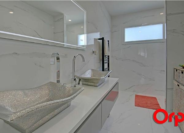 Maison à vendre    5 pièces •  Bourgoin-Jallieu