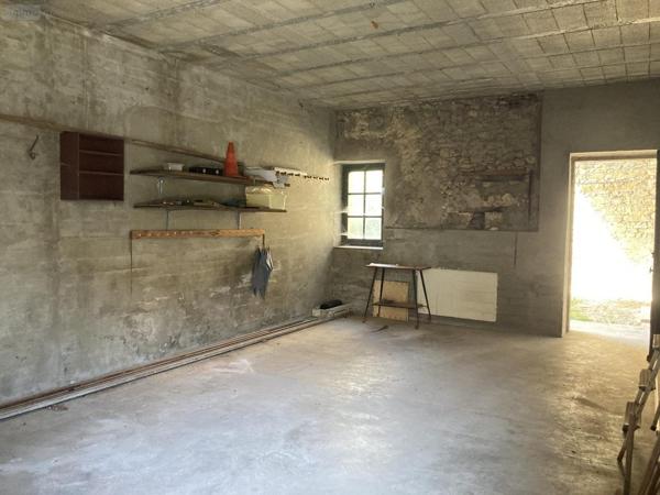 Maison à vendre à Ambérieu-en-Bugey dans l'Ain (01500), ref : VM1493-01032