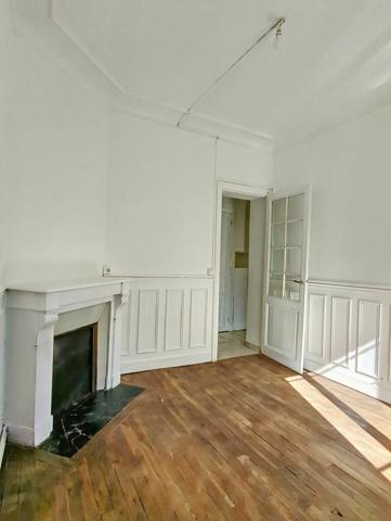 Appartement à vendre    3 pièces • 43 m2 Paris 15