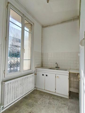 Appartement à vendre    3 pièces • 43 m2 Paris 15