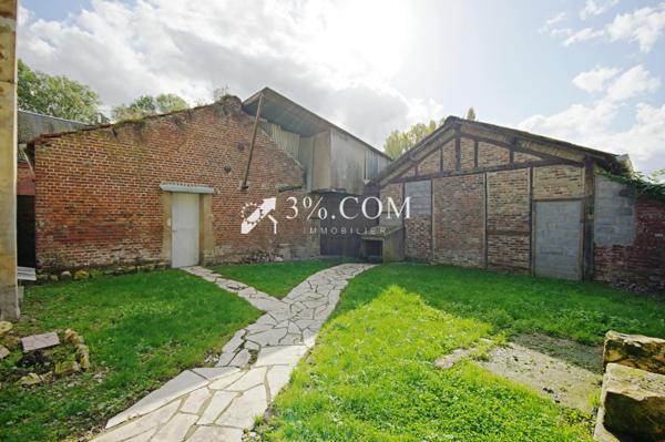 Maison de 110 m², 6 pièces dont 3 CH, avec un jardin, garage Nesle (80190)