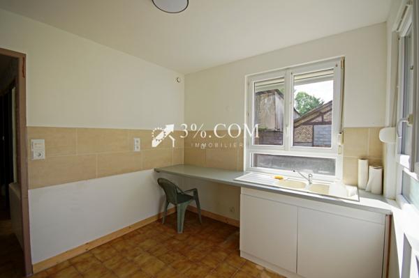 Maison de 110 m², 6 pièces dont 3 CH, avec un jardin, garage Nesle (80190)