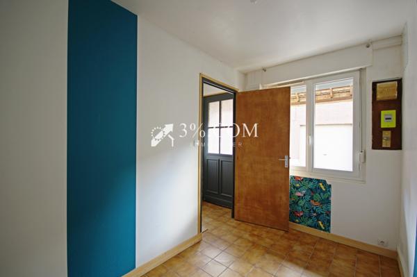 Maison de 110 m², 6 pièces dont 3 CH, avec un jardin, garage Nesle (80190)