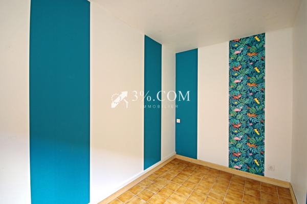 Maison de 110 m², 6 pièces dont 3 CH, avec un jardin, garage Nesle (80190)