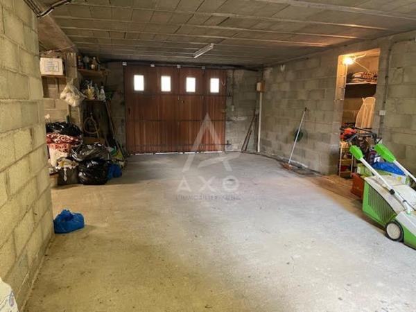 VILLA TRADITIONNELLE 140 M² SOUS SOL 80 M² SUR 779 M² JARDIN