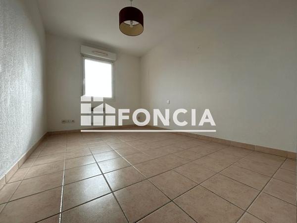 Location Appartement 2 pièces 44.2 m² - 423 ROUTE DE NIMES Saint Gilles 30800