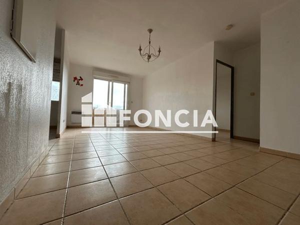 Location Appartement 2 pièces 44.2 m² - 423 ROUTE DE NIMES Saint Gilles 30800