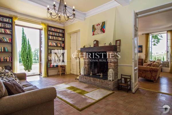 A vendre, magnifique château avec 4 gîtes et piscines près d’Eymet