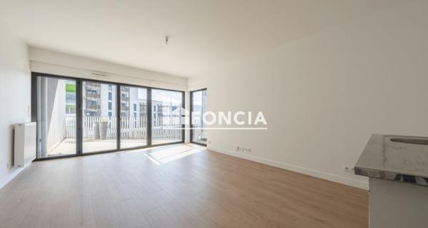 À vendre Appartement 4 pièces 77 m² - Lormont 33310