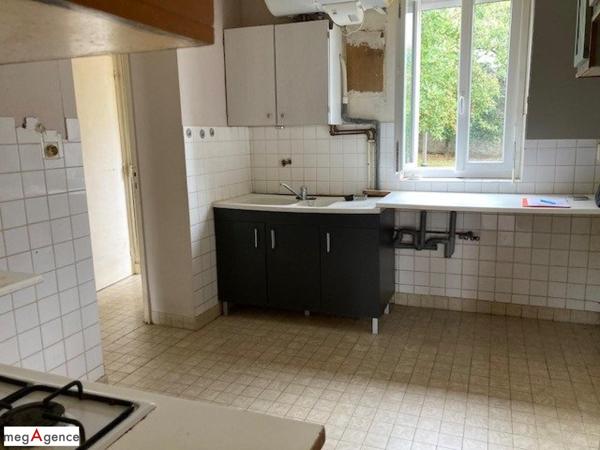 Maison à Saint-Germain-des-Fossés, 03260 - 8 pièces 137m²