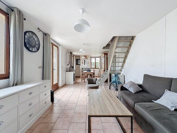 Maison de ville avec jardin – Pont-l’Évêque