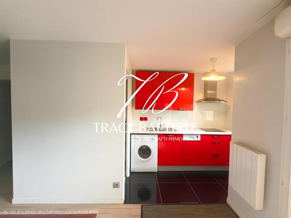 T2 en rez-de-chaussée avec jardin et stationnement – Fenouillet – Résidence calme et soignée