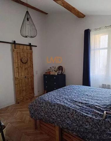 Appartement de standing vue colline St Jacques