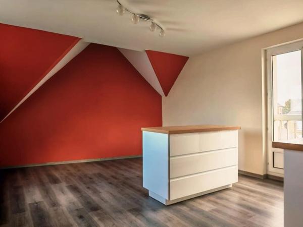 Beau T3 en duplex face à la baie