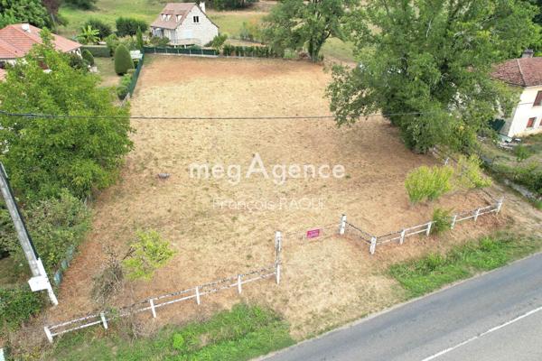 Terrain à VIGNON EN QUERCY, 46110 - 1625m²