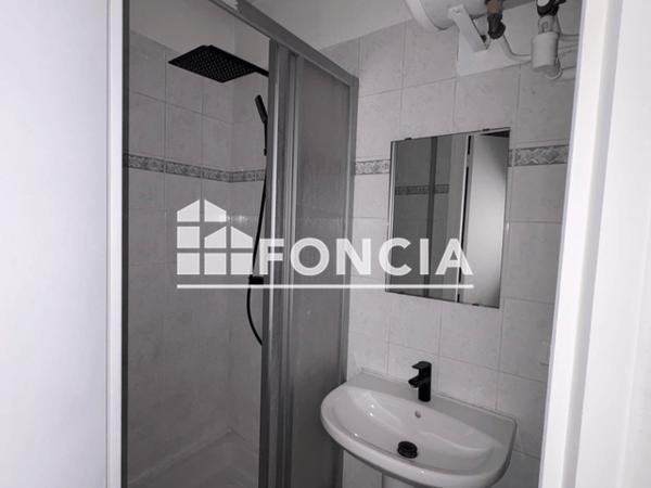 Location Studio meublé 16.66 m² - 2 RUE CHEVREUL Angers 49100