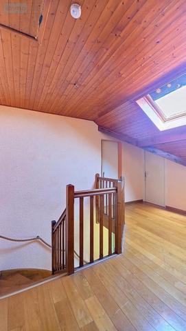 Maison à vendre à Cessy dans l'Ain (01170), ref : 01047-711