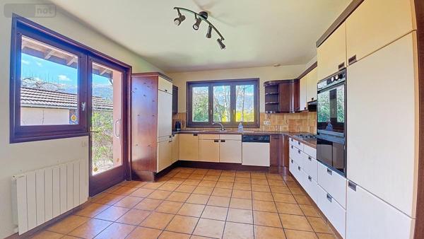 Maison à vendre à Cessy dans l'Ain (01170), ref : 01047-711