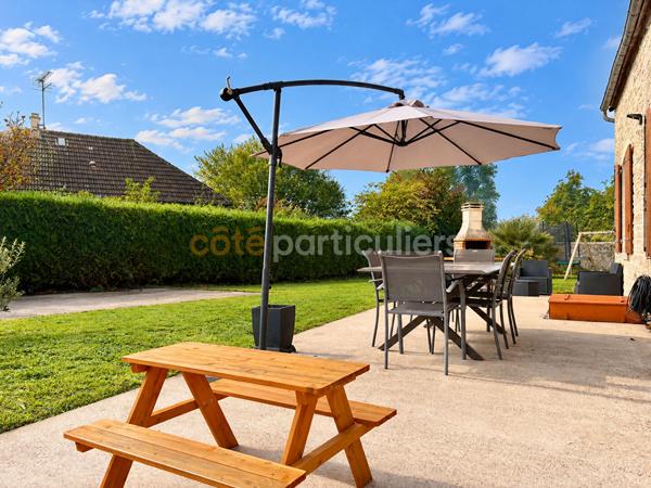 Vente
                Maison100 m² - 5 Pièces -
                    VALOGNES (50700)