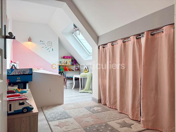 Vente
                Maison100 m² - 5 Pièces -
                    VALOGNES (50700)