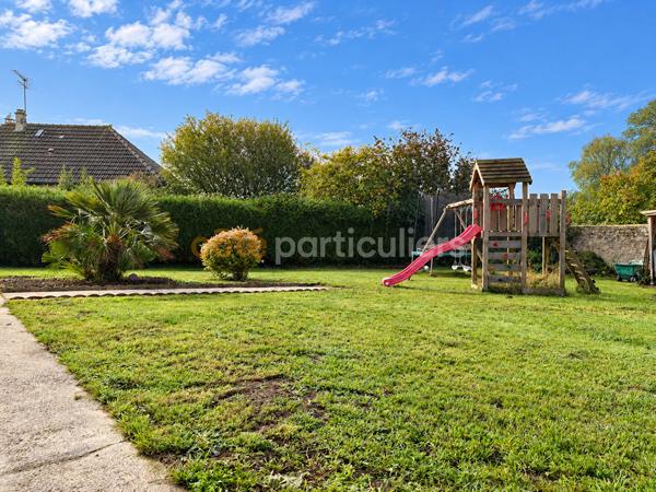 Vente
                Maison100 m² - 5 Pièces -
                    VALOGNES (50700)
