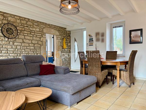 Vente
                Maison100 m² - 5 Pièces -
                    VALOGNES (50700)