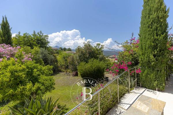 Sari-Solenzara, Villa 4 Chambres -  207 m² à vendre