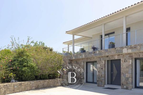 Sari-Solenzara, Villa 4 Chambres -  207 m² à vendre