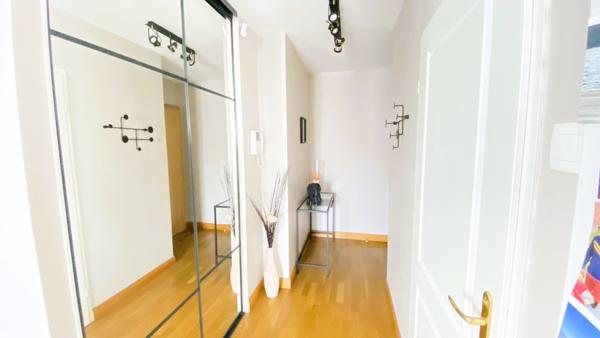 Appartement
                                                                                                                                                                                                                                                                                                                        2 pièce(s)                                                                                                                                                                                                          1 chambre(s)                                                                                                                                                                                                          40.2  m²