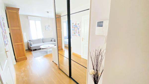 Appartement
                                                                                                                                                                                                                                                                                                                        2 pièce(s)                                                                                                                                                                                                          1 chambre(s)                                                                                                                                                                                                          40.2  m²