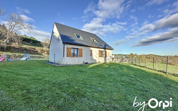 Maison à vendre    8 pièces • 169 m2 Murol