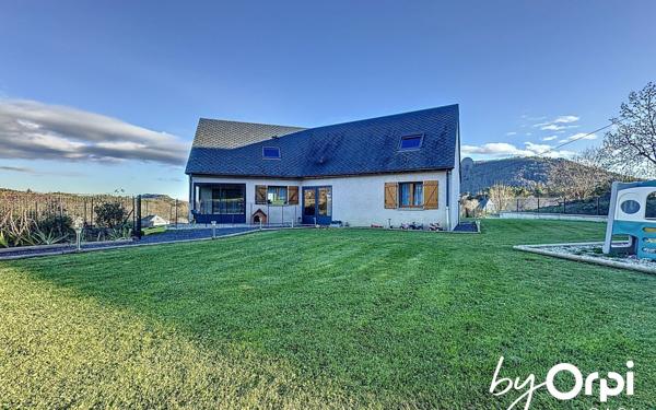 Maison à vendre    8 pièces • 169 m2 Murol