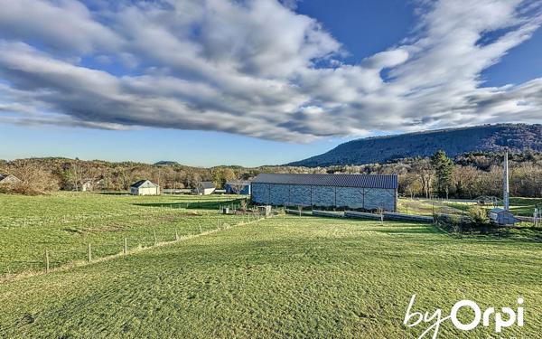 Maison à vendre    8 pièces • 169 m2 Murol