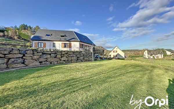 Maison à vendre    8 pièces • 169 m2 Murol