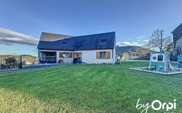 Maison à vendre    8 pièces • 169 m2 Murol