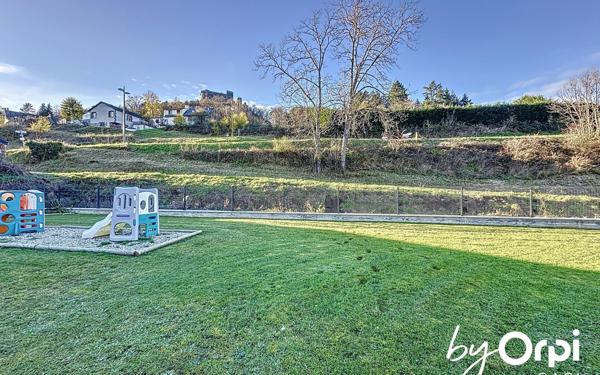 Maison à vendre    8 pièces • 169 m2 Murol