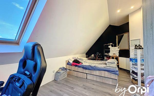 Maison à vendre    8 pièces • 169 m2 Murol